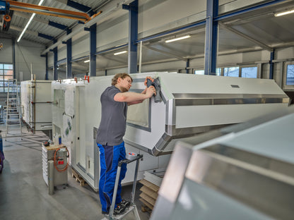 tesa® 60462 General purpose duct tape, white, 1400 mm x 2200 m