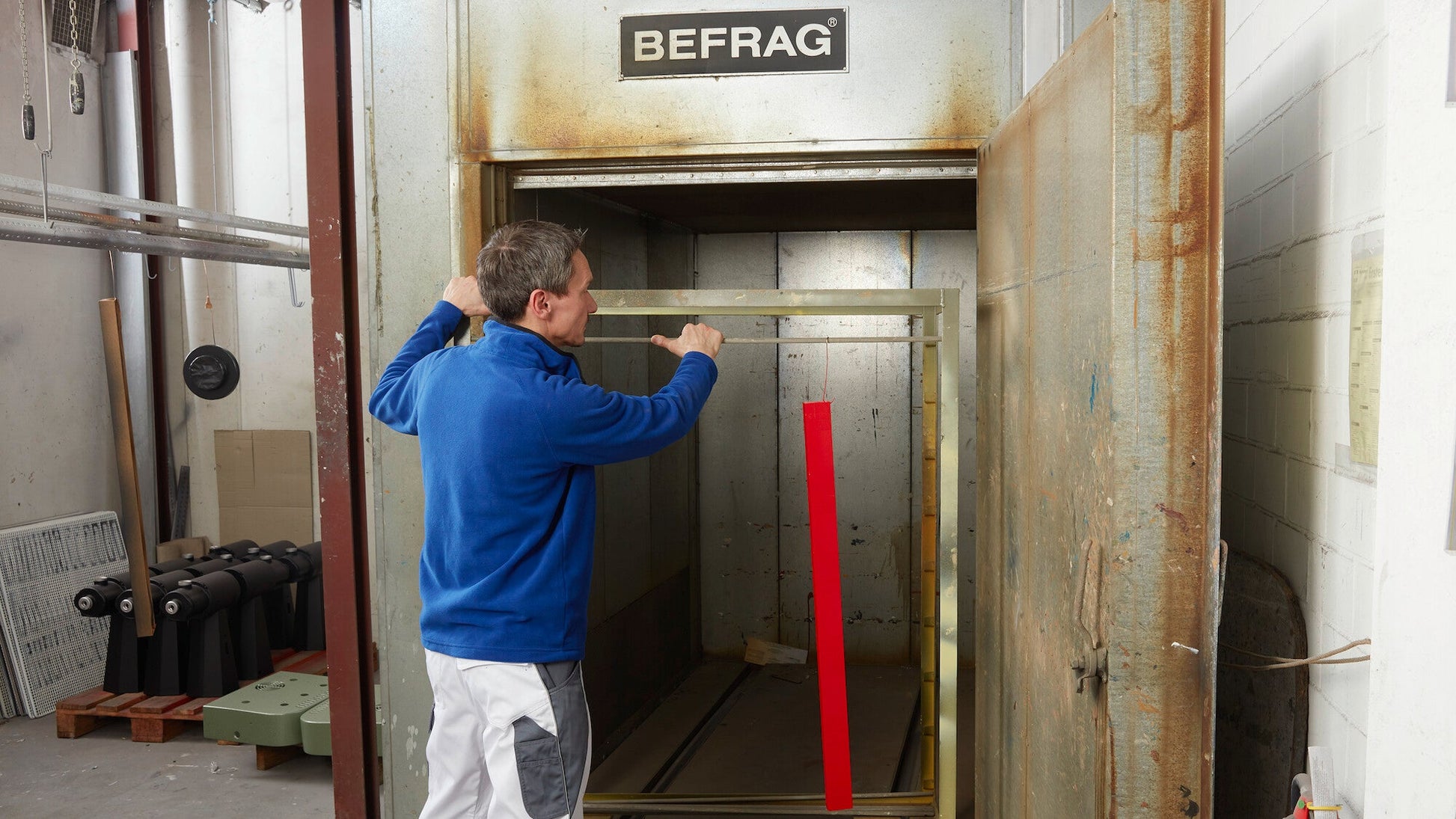 tesa® 4309 Car masking tape for paint spraying up to 120°C, brown, 48 mm x 100 m